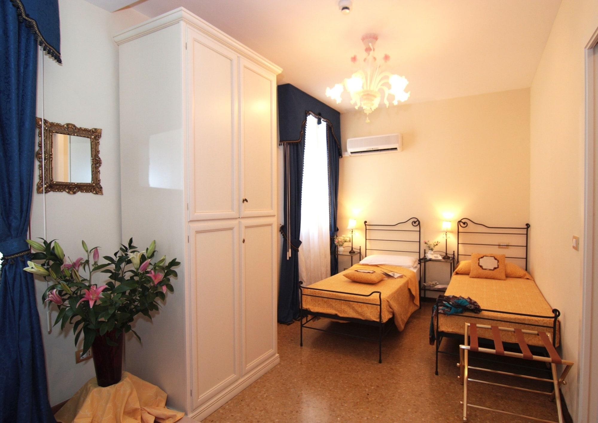 Ca' Riccio Hotel Veneţia Exterior foto